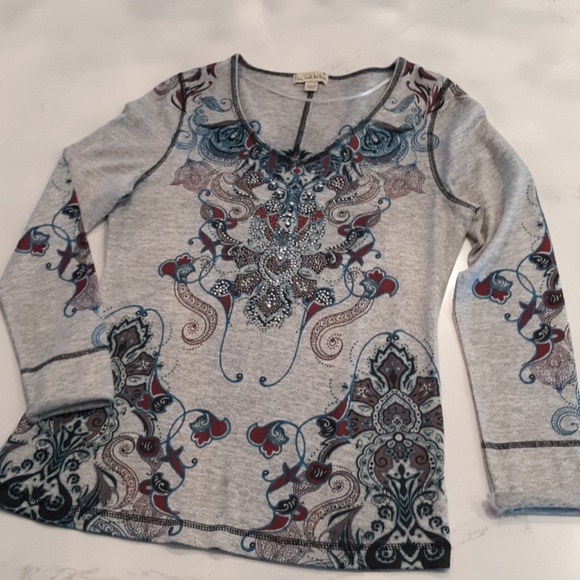 Live and Let Live Top - Picture 1 of 5